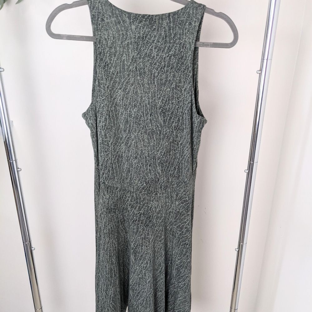 Athleta Santorini Thera Printed Dress, Mojave Laurel Olive Medium - Picture 5 of 10